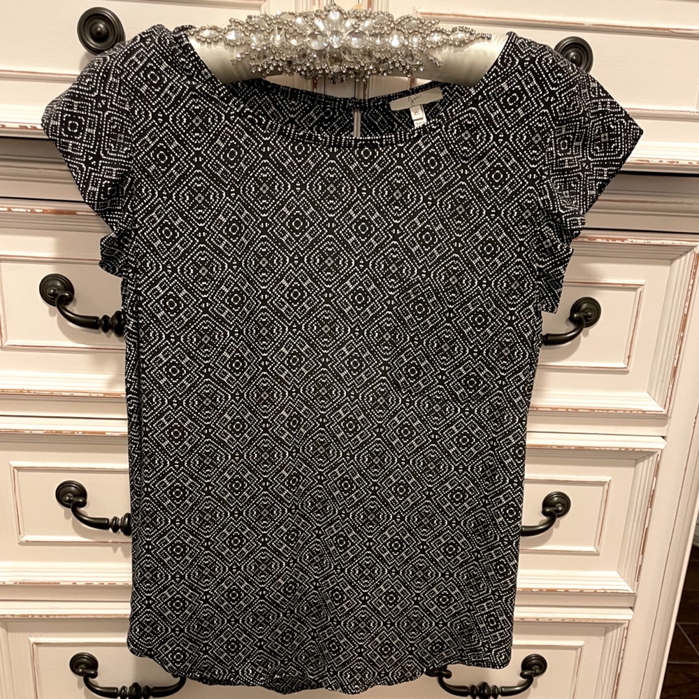 Joie short sleeve silk top black and white